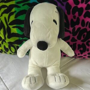 Snoopy Peanuts plush stuffed animal clean new plushy 2019 12-14” very cute sweet